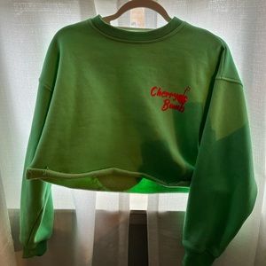 Cropped crew neck